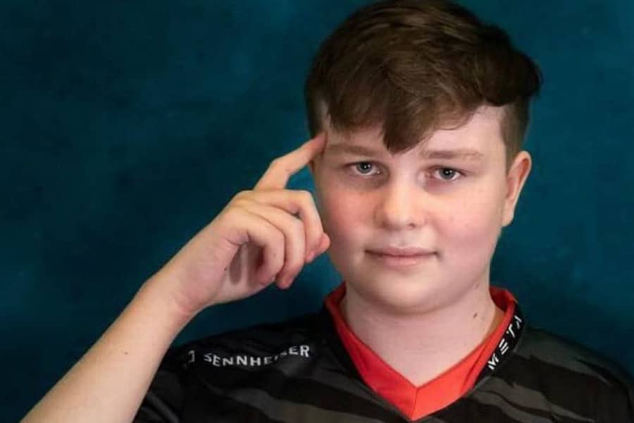 Benjyfishy Hopes To Win Millions In The Fortnite World Cup To Purchase A House For His Mom