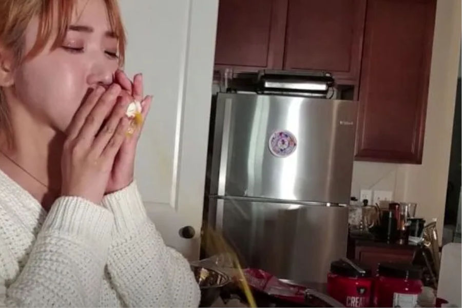 “Jinny” Blows Into An Egg, Regretting Her Decision