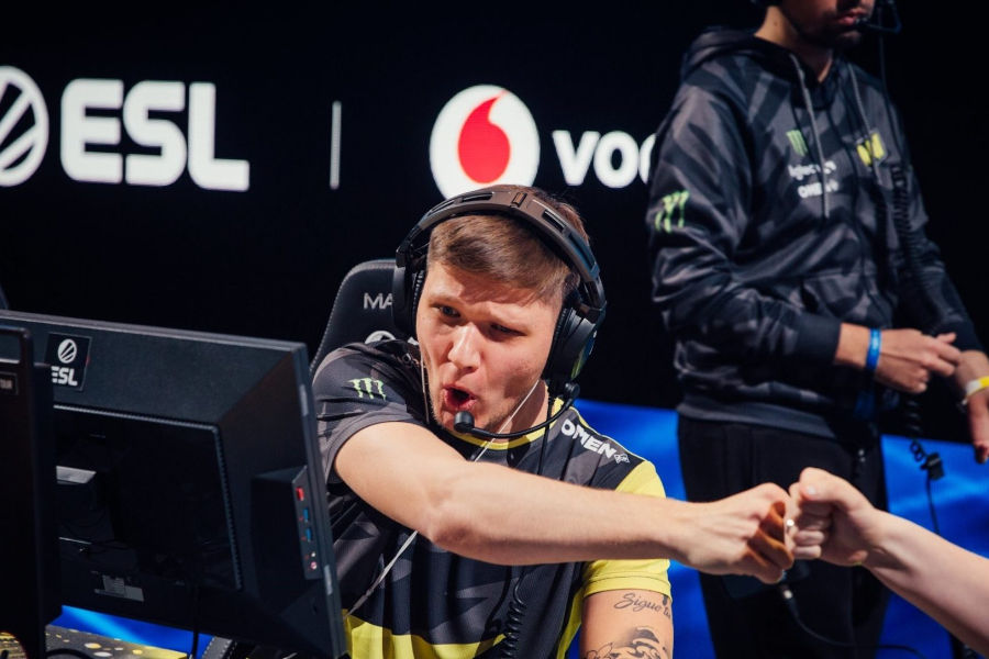 s1mple Not Switching to Valorant For The Meantime