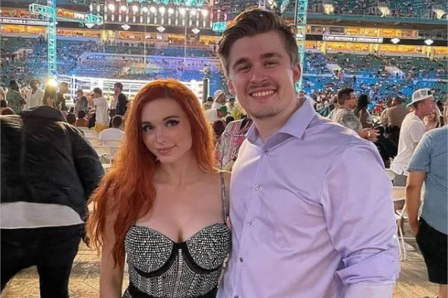 Ludwig’s Photo With Amouranth Cost Him a Brand Deal