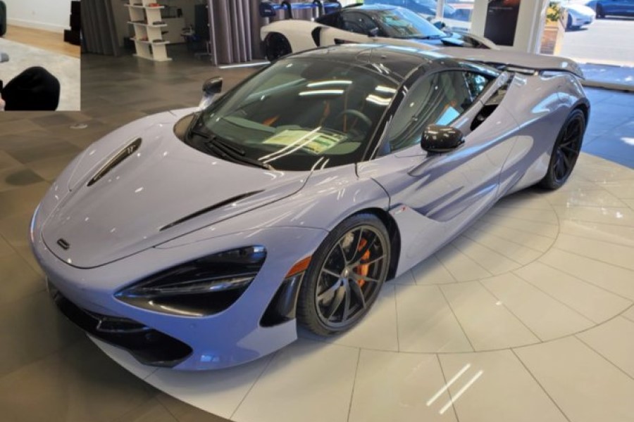 xQc $300,000 McLaren