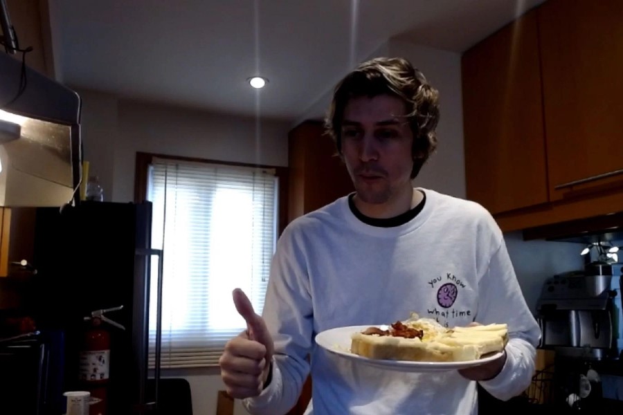 xQc Offers Cooking stream