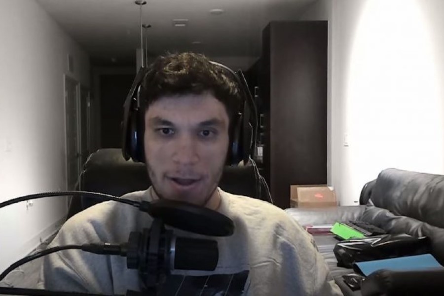Trainwrecks Shows Off His Twitch Stats